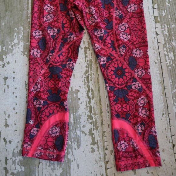 LULULEMON Run Inspire Crop II Full-On Luxtreme 8 - Picture 6 of 7